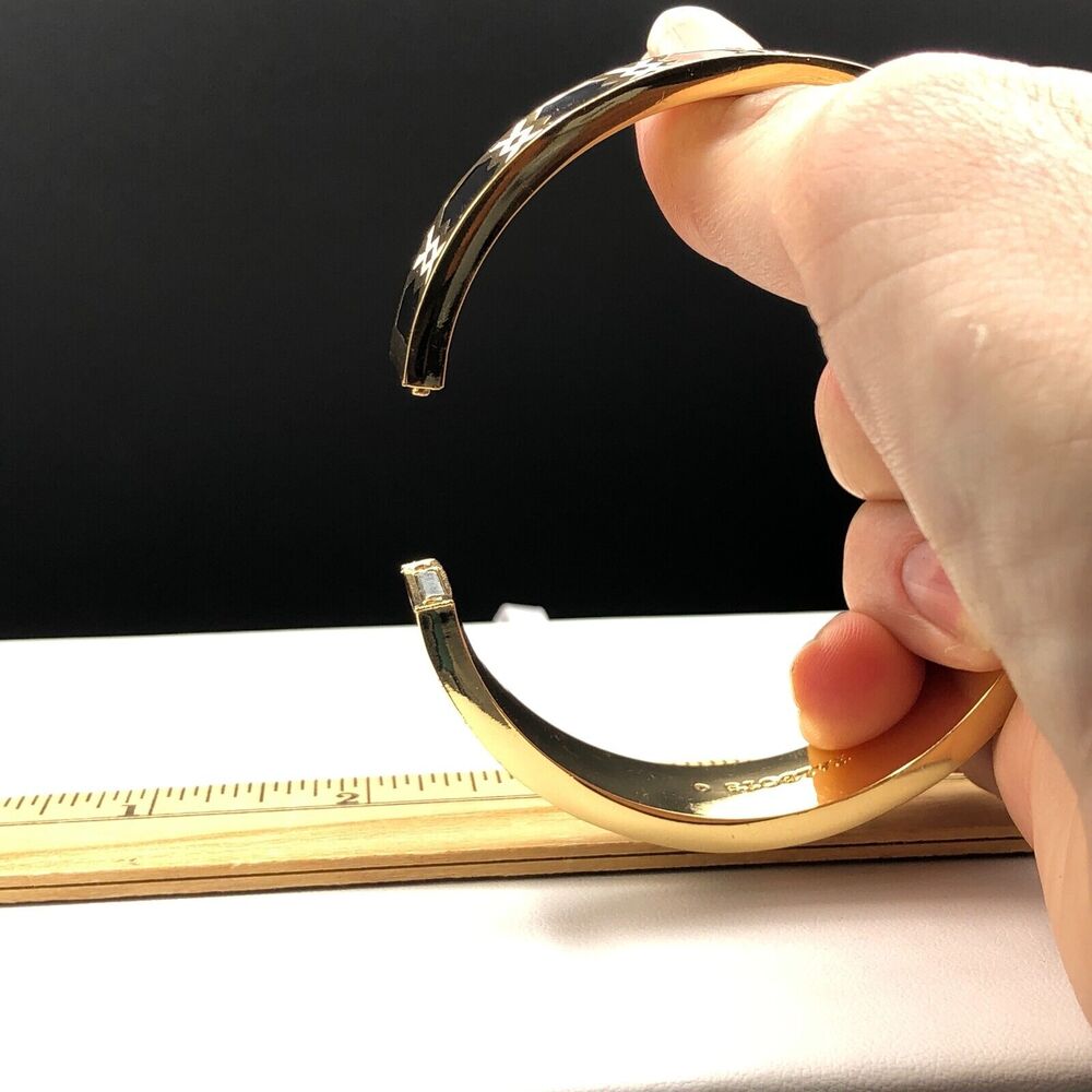 Talbots Bracelet Black White Geometric Enamel‎ Gold Tone Magnetic Hinged Bangle - Picture 5 of 7